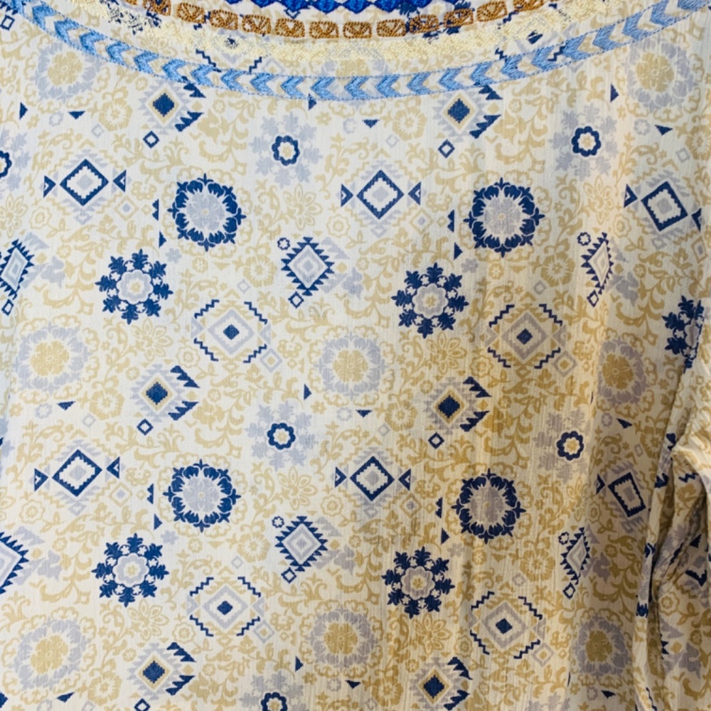 J. Jill Peasant Top Size Medium Tassel Hem Cream Blue Tan Flowy Embroidered Boho - Picture 15 of 16